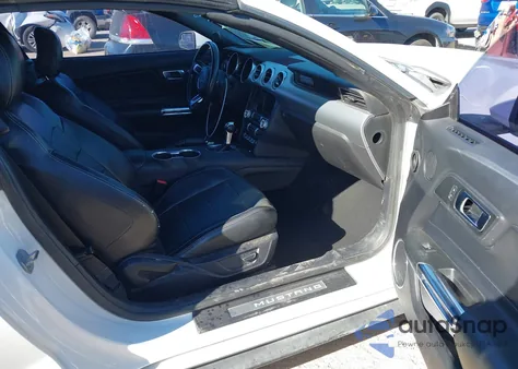 2019 Ford Mustang Ecoboost Premium z USA, uszkodzony, nr VIN 1FATP8UH8K5170254